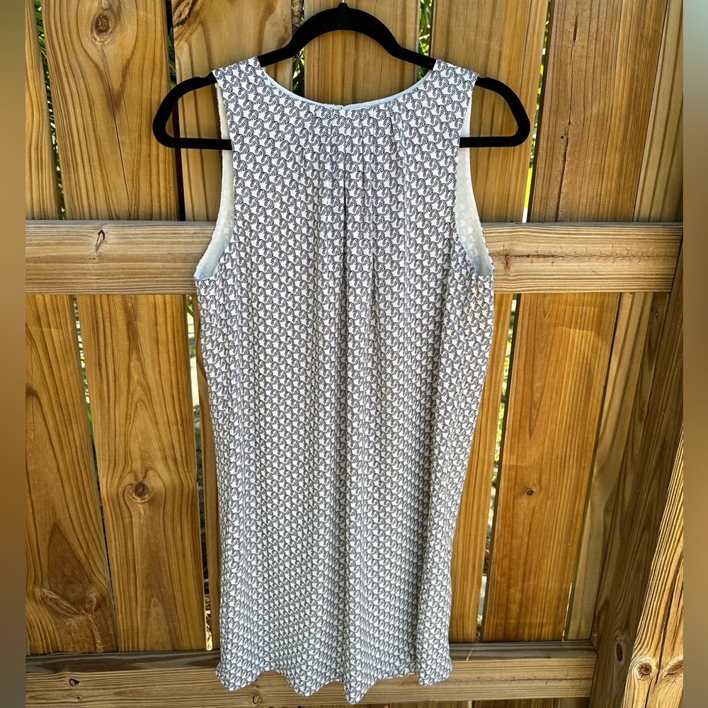 H&M Sleeveless Geometric Patterned Black White Shift Mini Dress Size 6